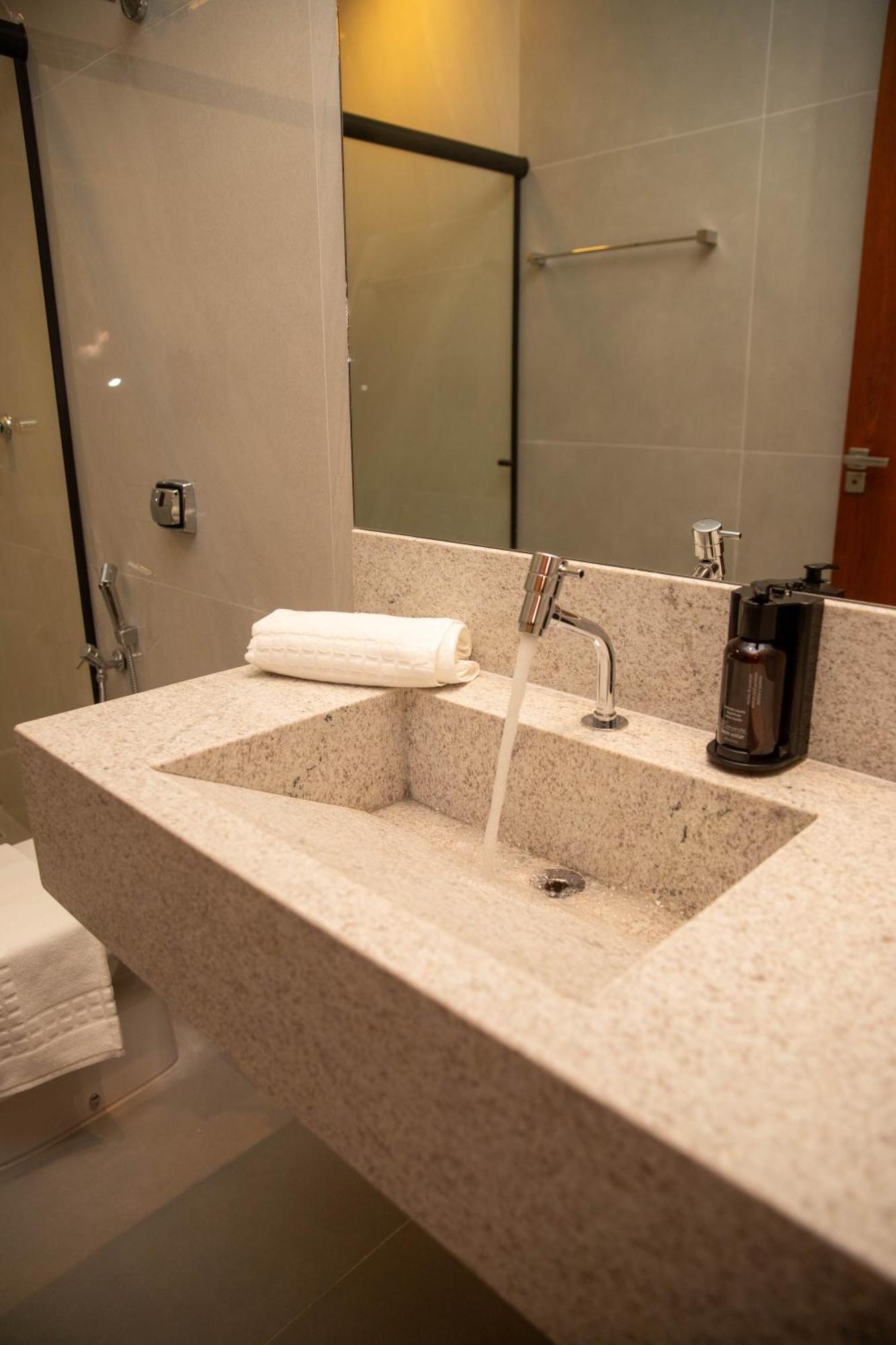 Serravita Hotel Piuí Eksteriør bilde
